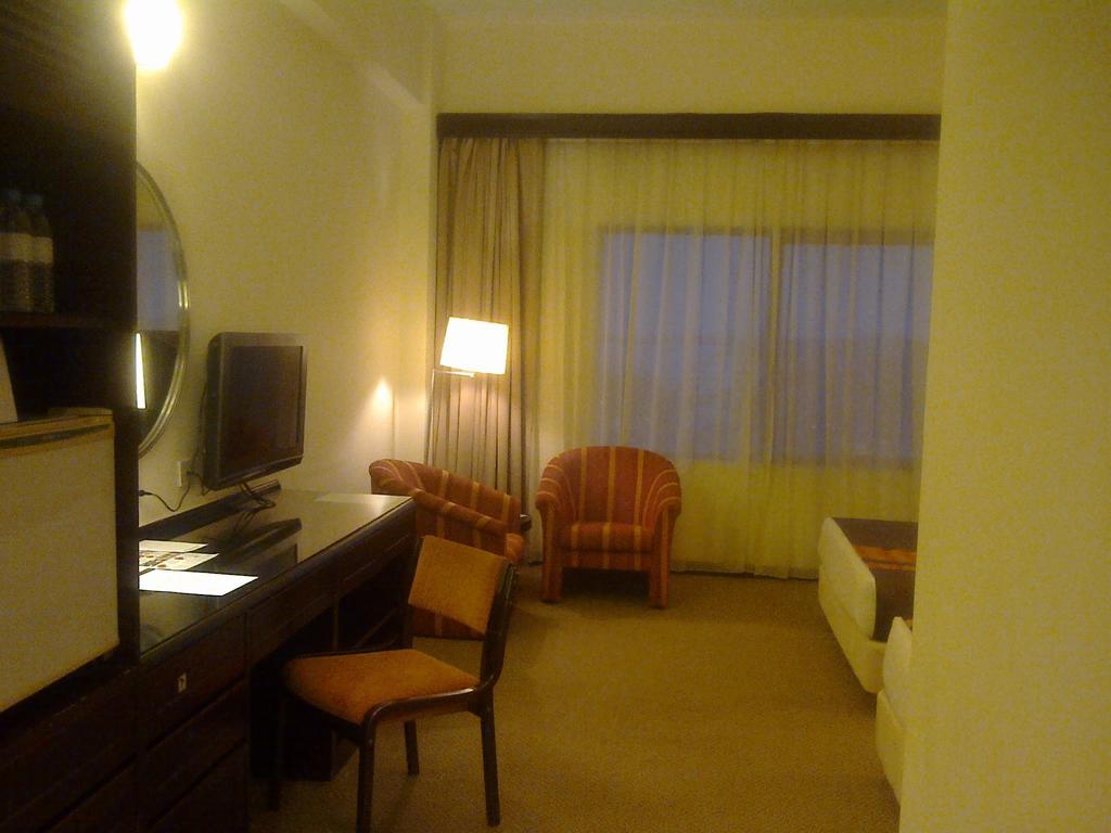 Rhr Hotel At Uniten Kajang Habitación foto